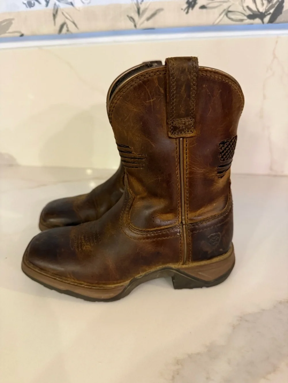 Ariat Brown Leather Western Pull-On Work Boot Kids size 9